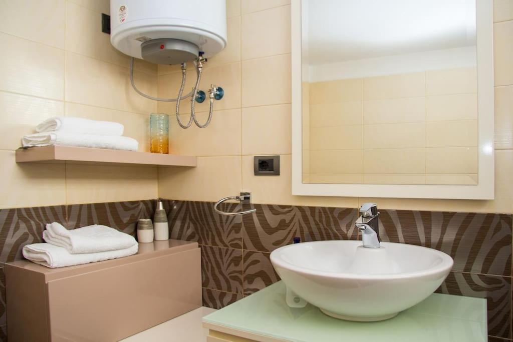 Exclusive Apartment Tirana Extérieur photo