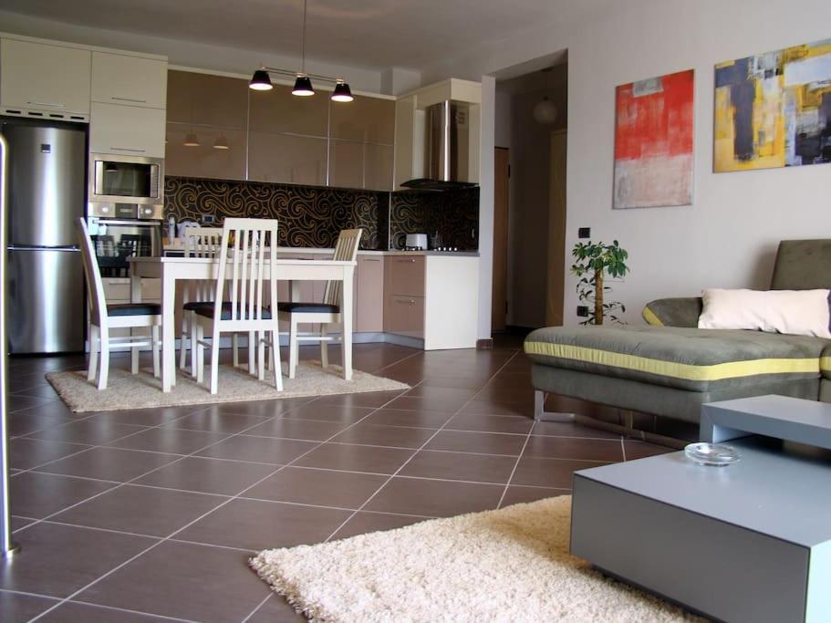 Exclusive Apartment Tirana Extérieur photo